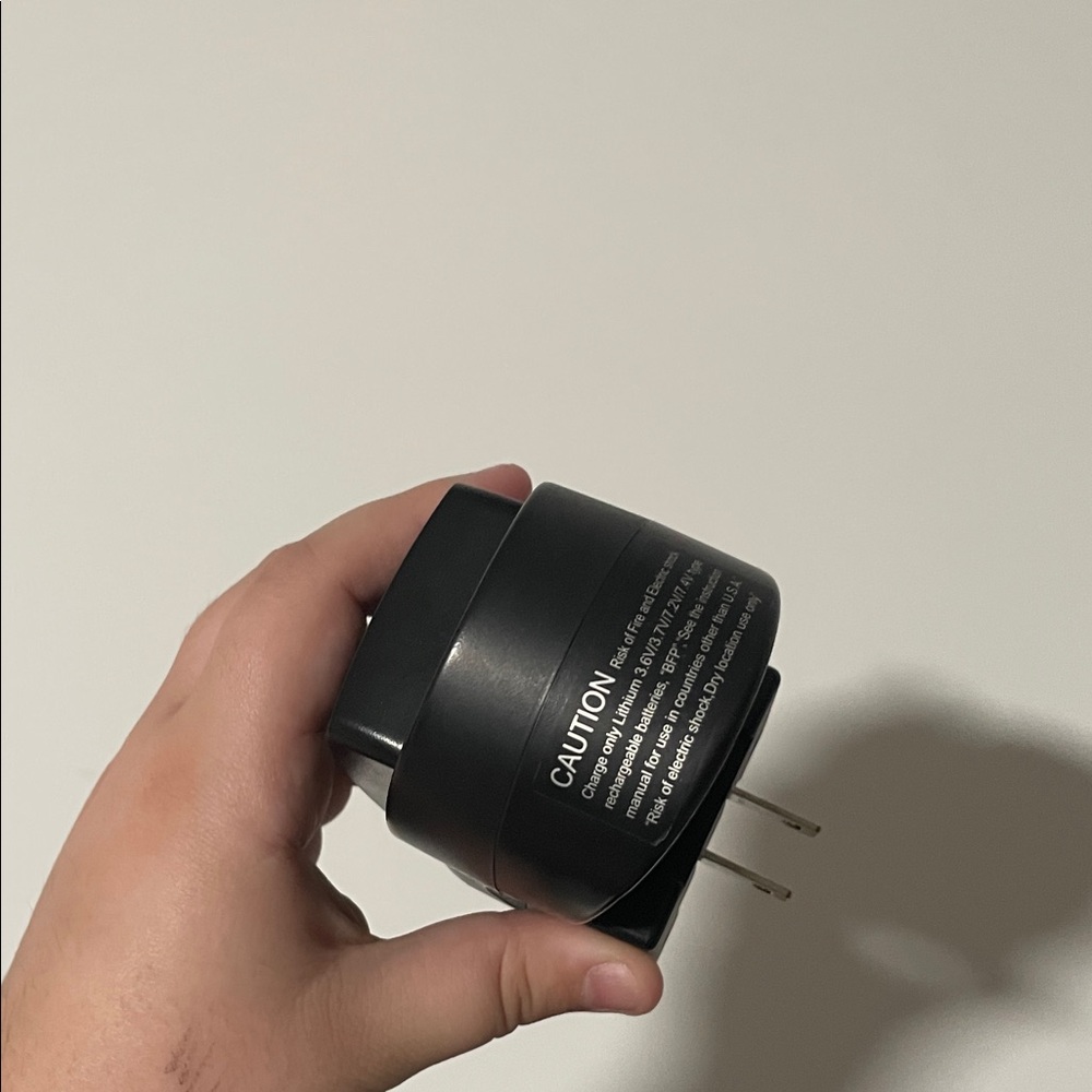 Universal Black Travel Plug Adapter - Picture 7 of 7